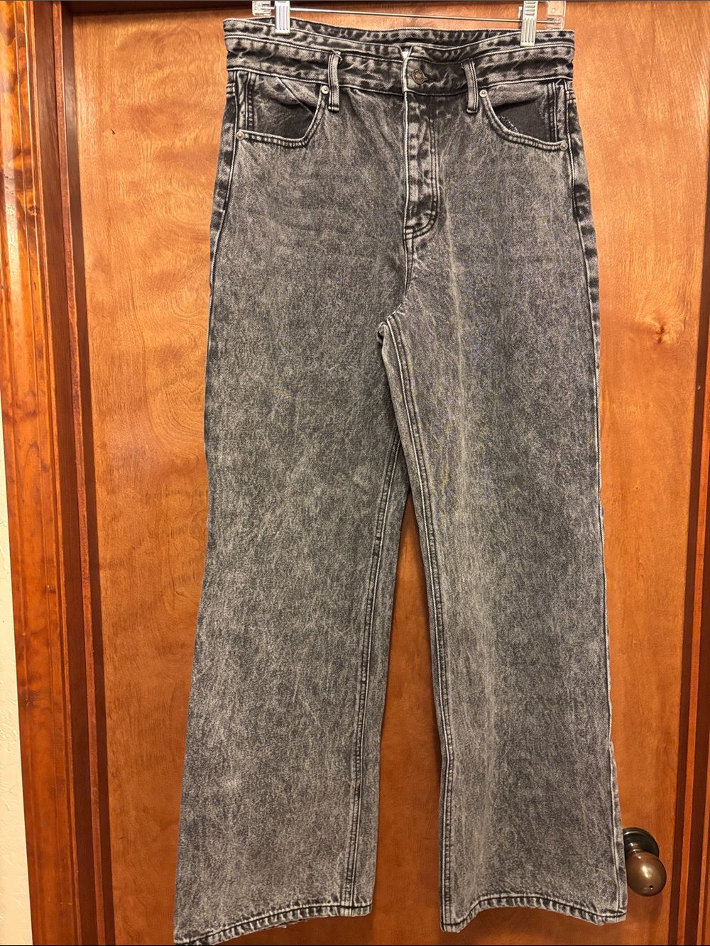 Women’s Button Fly Washed Black Straight-Leg Jeans